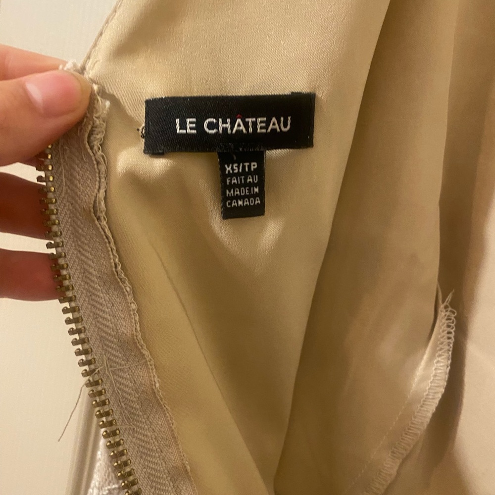 Stunning Le Chateau cream dress xs - Picture 4 of 5